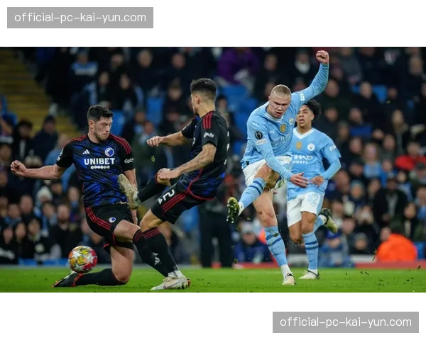 欧冠现场:曼城客场压制哥本哈根,控球率一度超过75% 欧冠现场:曼城客场压制哥本哈根,控球率一度超过75%